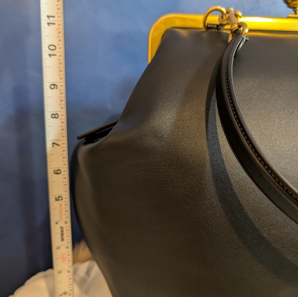 NEW Coach Large Kisslock SOLD OUT - Picture 11 of 12